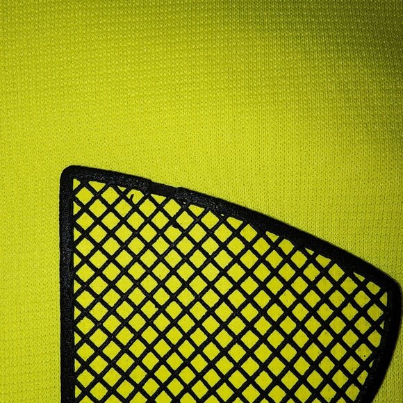 Boy's Under Armour Neon Highlighter Yellow Hoodie Pullover Medium Jacket - Picture 3 of 8
